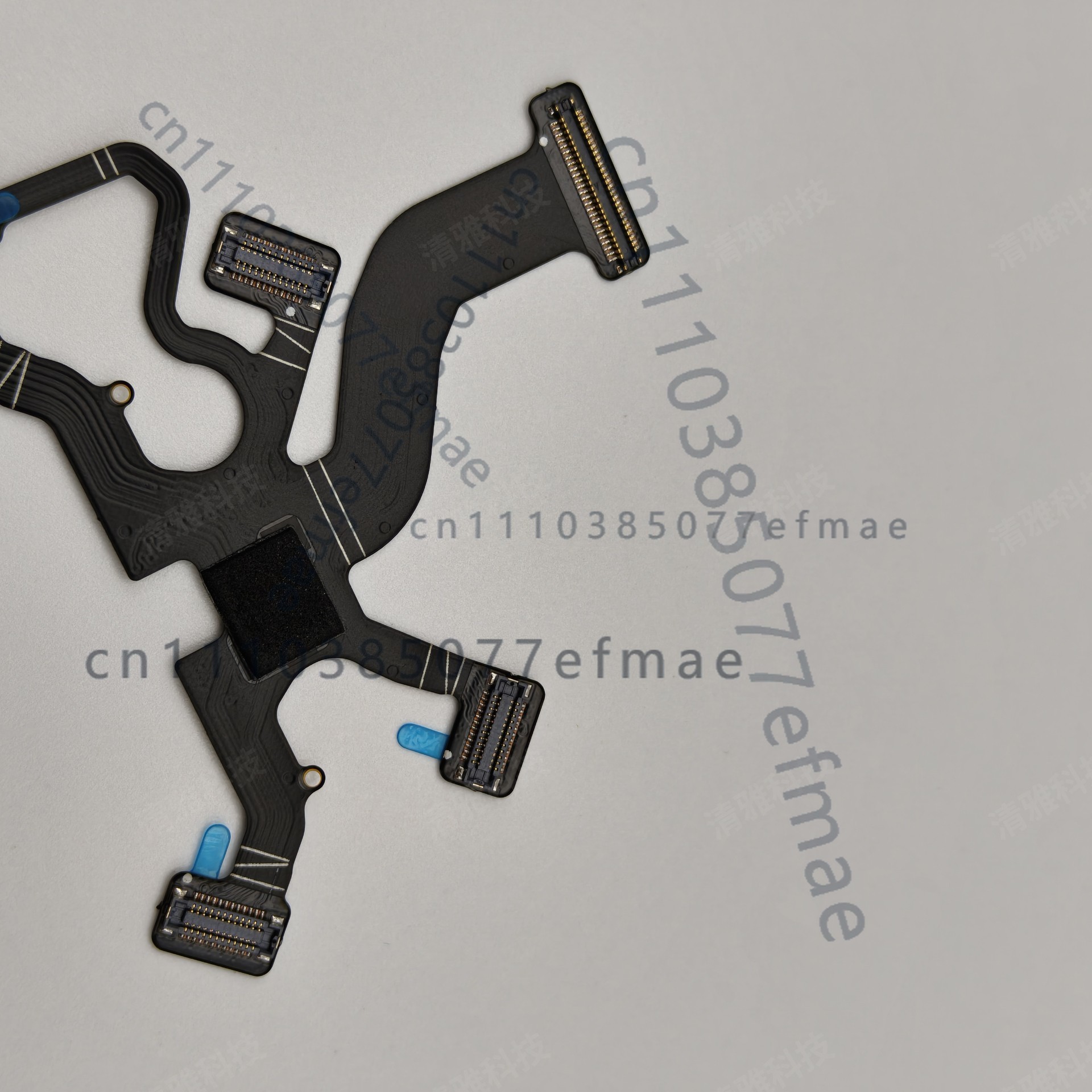 Câble flexible 7 en 1 pour nac - Drone Camera Professional avis et prix
